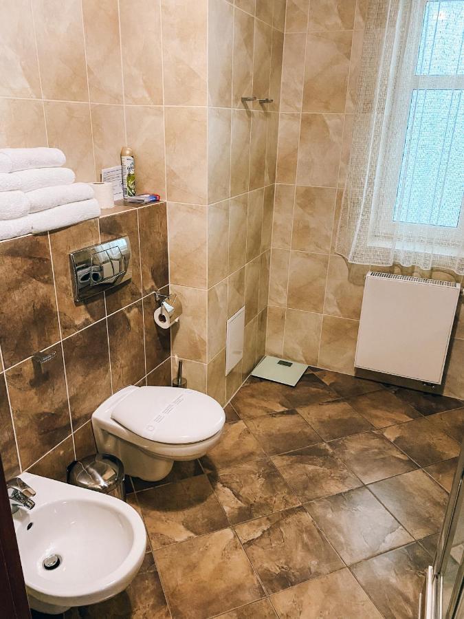 Riverside Apartments Thalia カルロヴィ・ヴァリ エクステリア 写真
